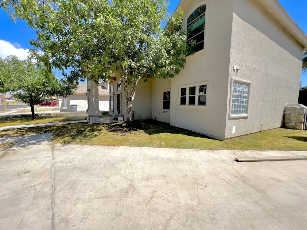 Reliable residential landscaping for homes across El Paso, TX - J & D Turf