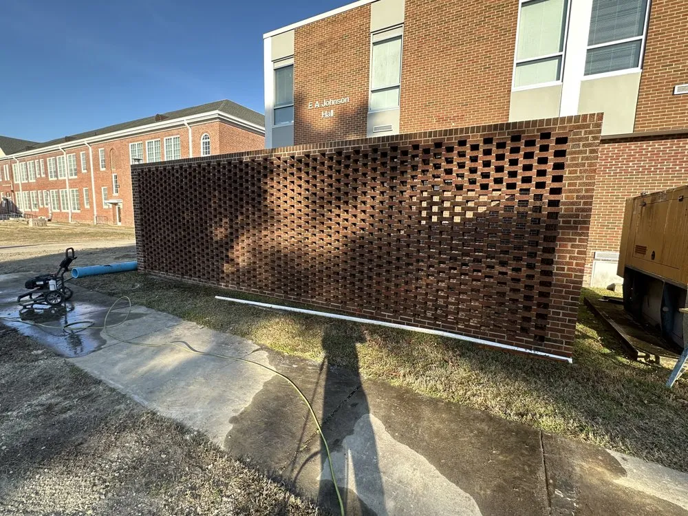 Local yard maintenance in Elizabeth City, NC by J & D’s Handyman Services