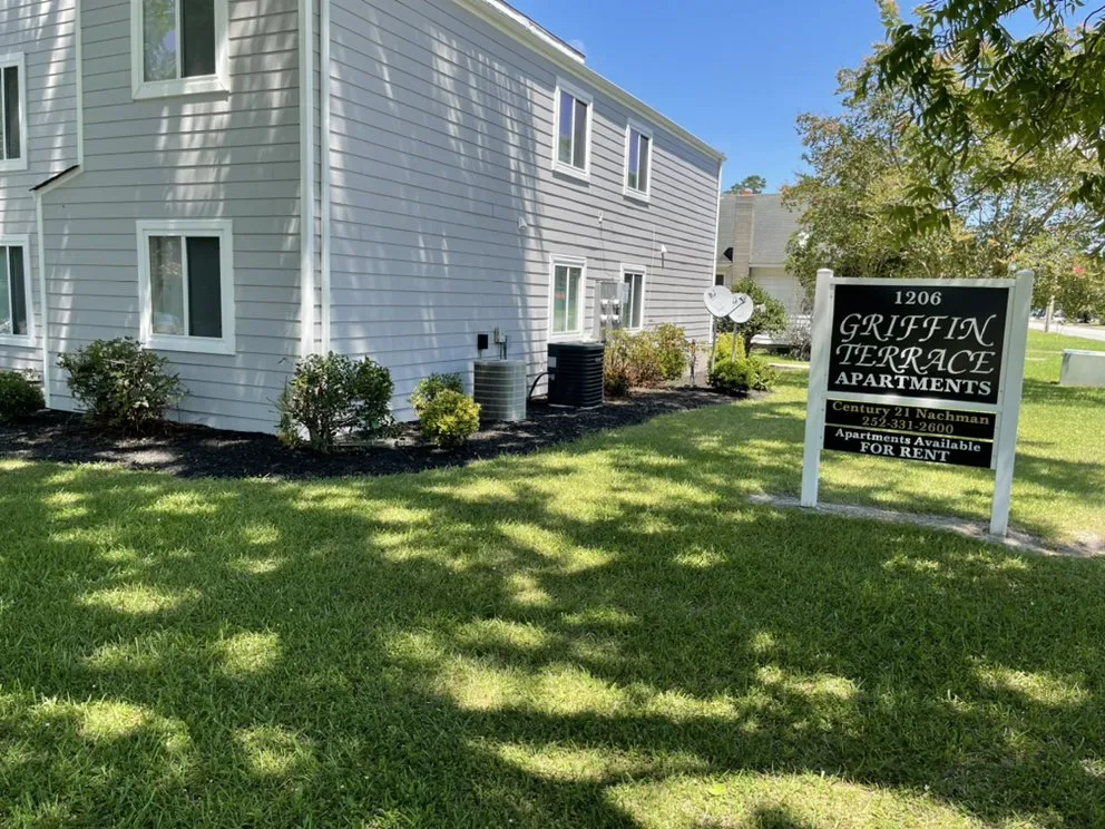 Affordable landscape design for year-round maintenance in Elizabeth City, NC by J & D’s Handyman Services