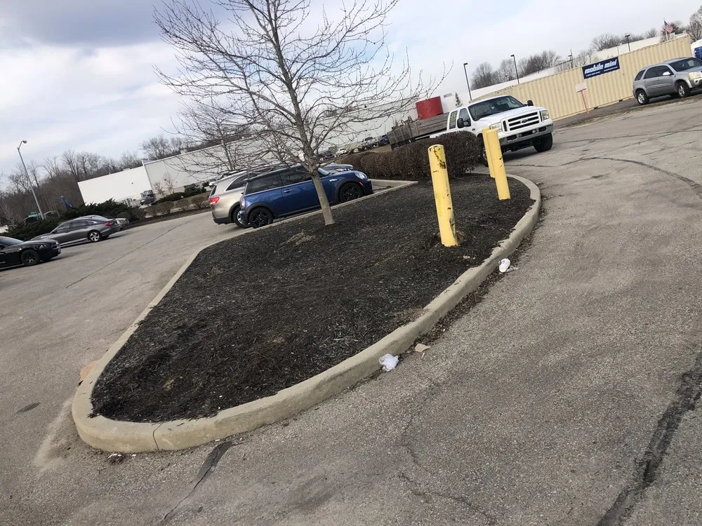 Local lawn care service in Seymour, IN by J & E Maintenance & Lawn Care