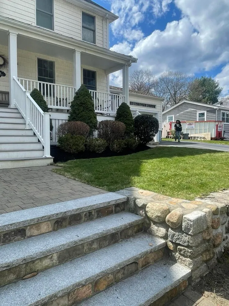 Local yard maintenance in Lynn, MA by J & F Lancaping And Tree Services