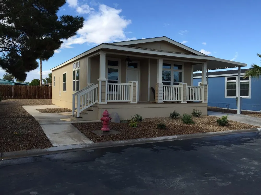 Custom garden landscaping in Las Vegas, NV by J & G Landscaping