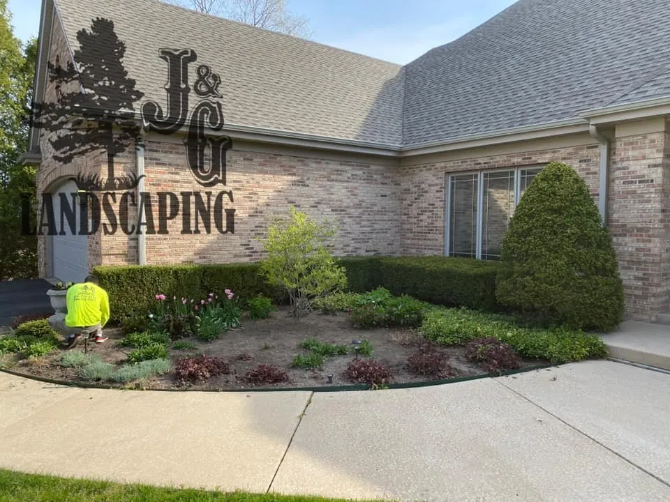 Top-rated residential landscaping with custom design in Rockford, IL by J & G Landscaping