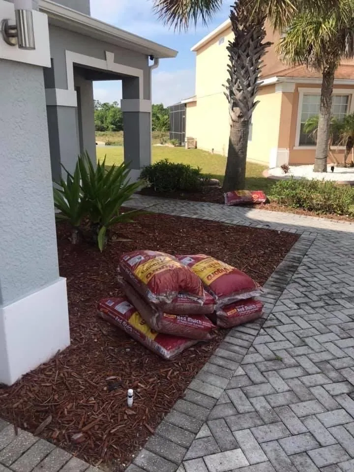 Expert lawn mowing service experts serving Fort Myers, FL - J & G Lawn Service