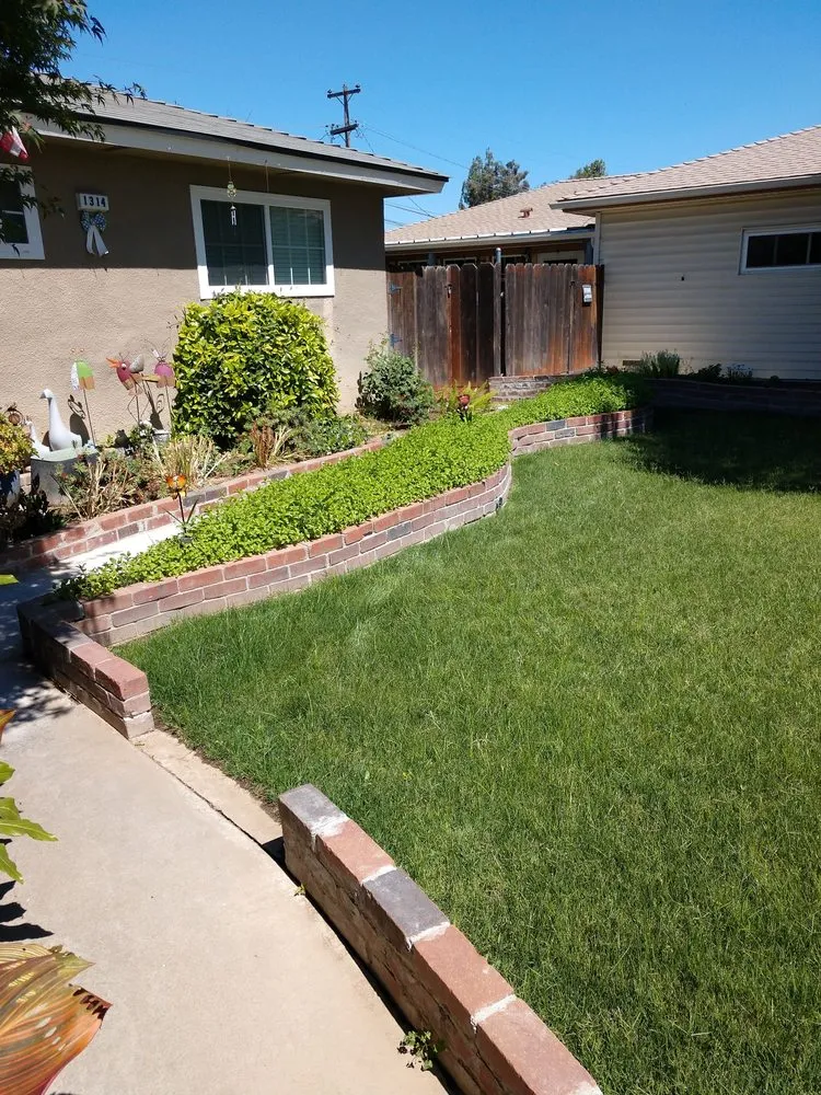 Reliable lawn mowing service in Fowler, CA - J & H Trees