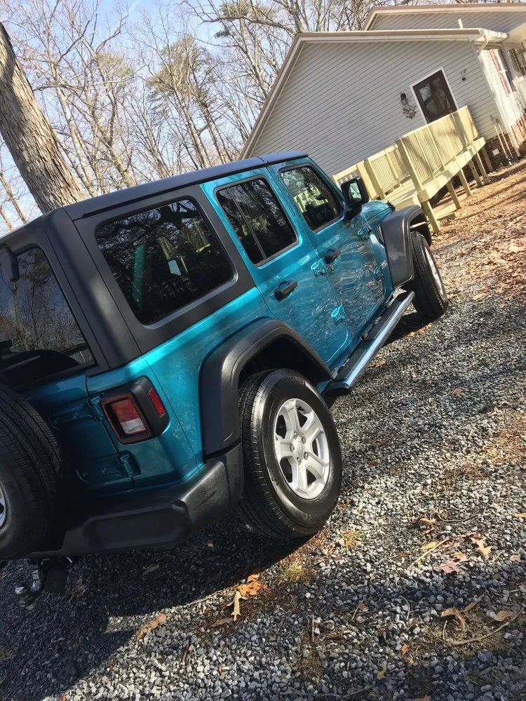 Reliable lawn care service for homes in Gretna, VA by J & J Do It All