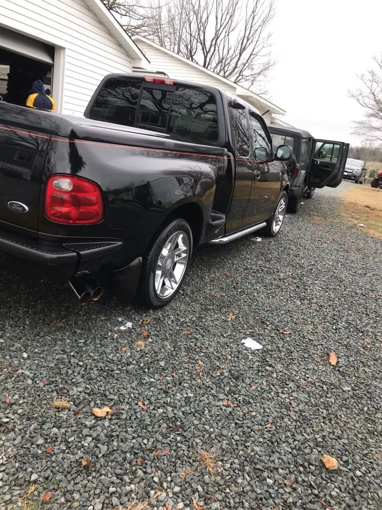 Affordable yard cleanup service for beautiful yards in Gretna, VA by J & J Do It All