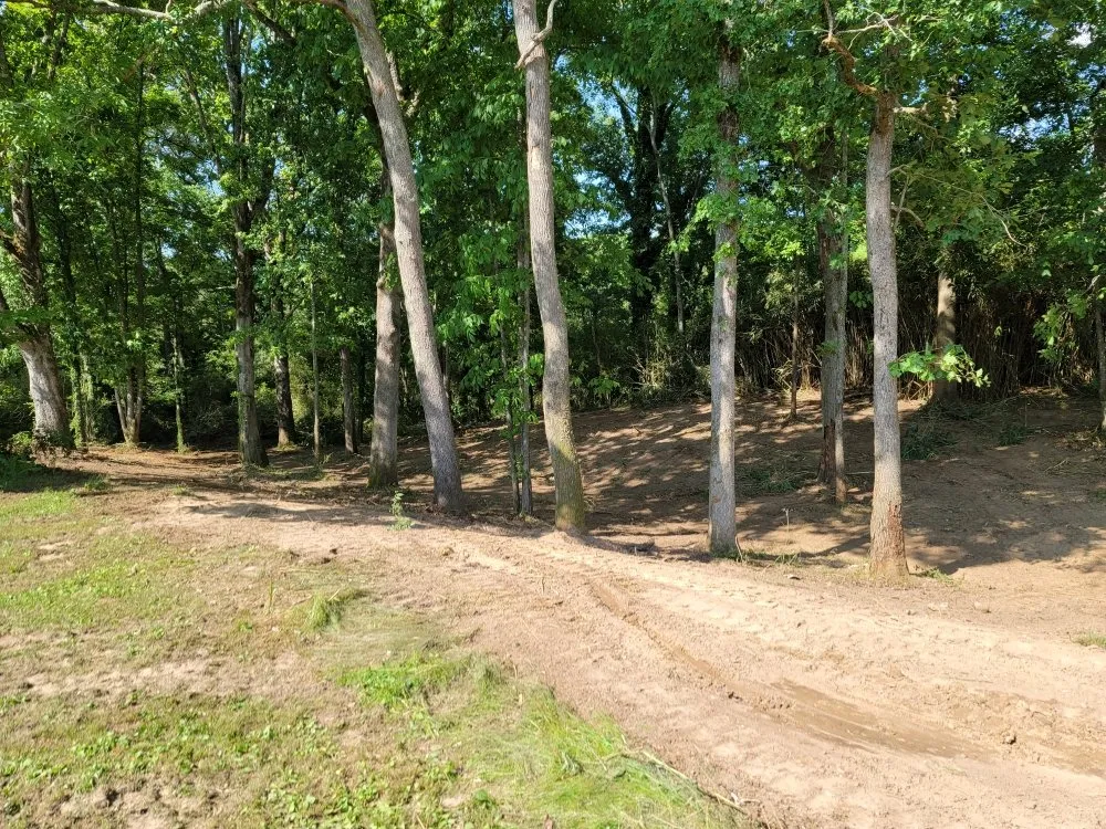 Affordable residential landscaping in Cedartown, GA by J & J Landscape and Services