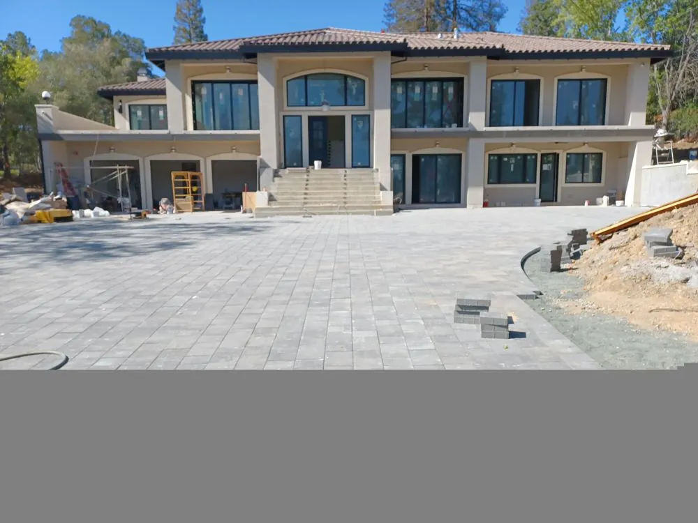 Top-rated yard maintenance experts serving San Jose, CA - J & J LandScape