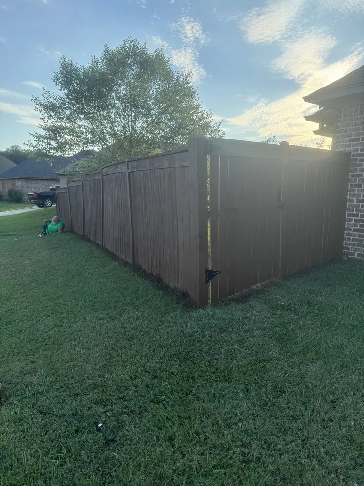 Custom landscape design in Brandon, MS by J & J Landscaping & Repairs