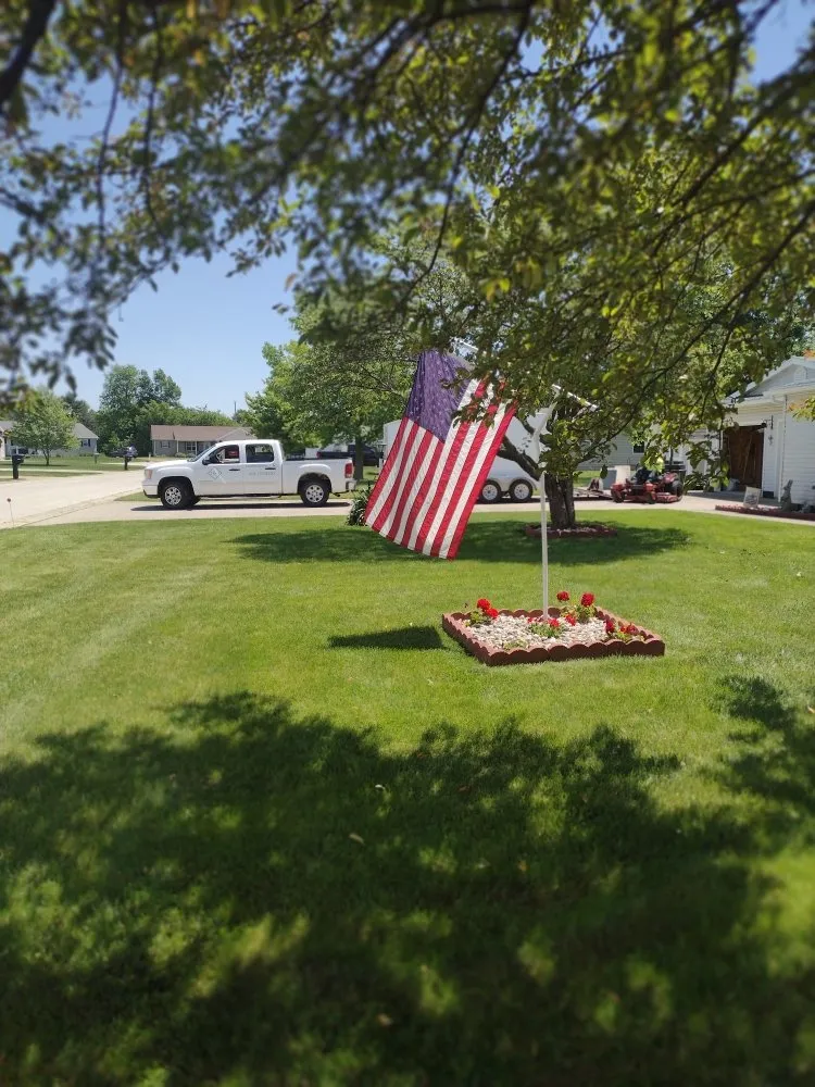 Reliable residential landscaping in Fremont, OH - J & J Landscaping & Snow Removal & Junk Removal