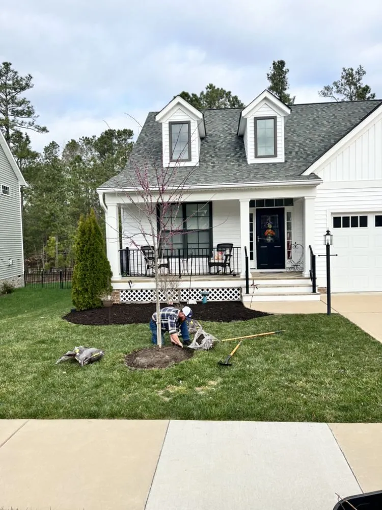 Reliable yard cleanup service in Chesterfield, VA - J & J Landscaping