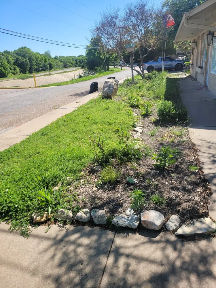 Affordable lawn care service with custom design across China Spring, TX - J & J Lawn Services