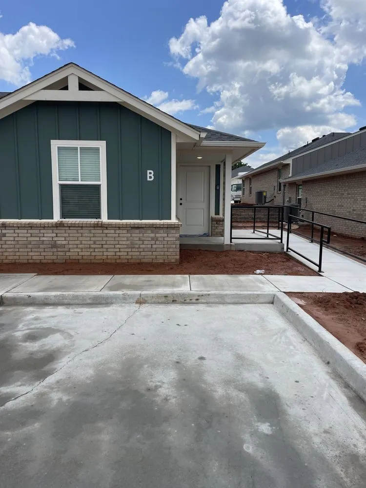 Reliable landscape design experts serving Oklahoma City, OK - J & J Mobile Auto Detailing