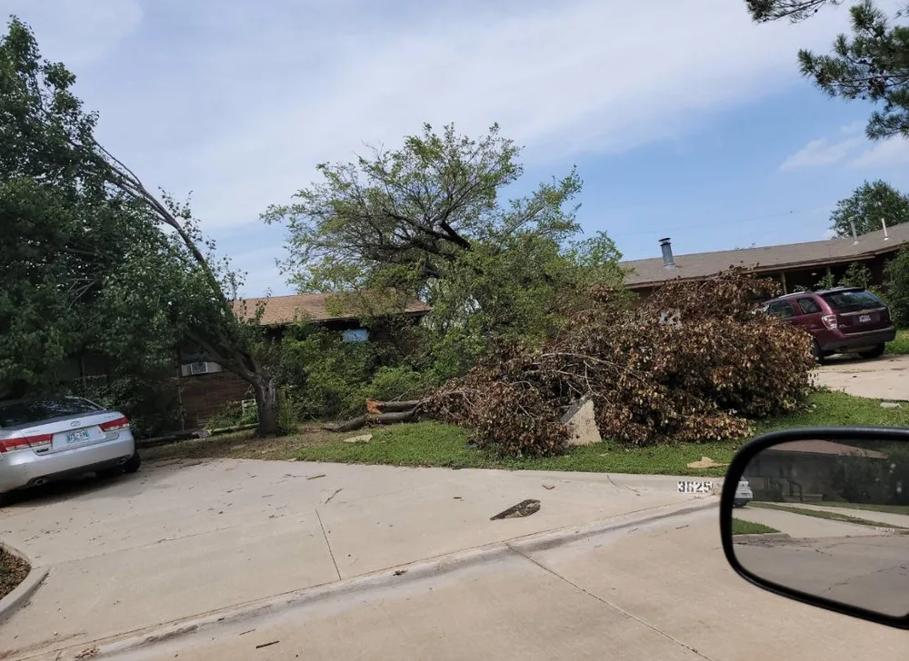 Trusted yard maintenance near you across Lawton, OK - J & Jays Lawns