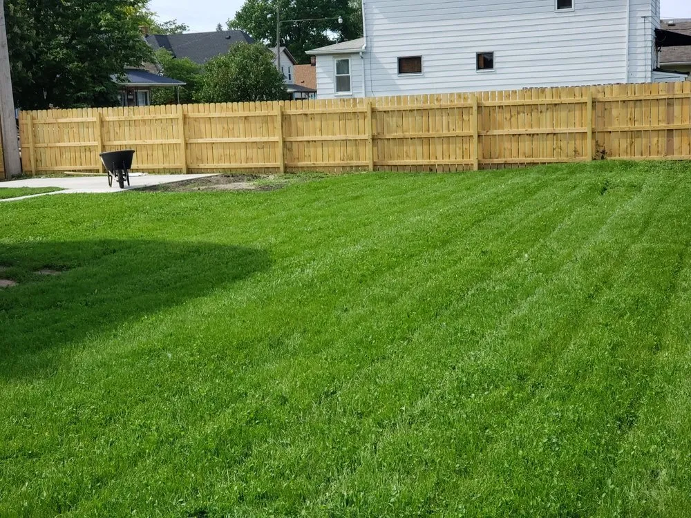 Reliable lawn care service in Wyandotte, MI - J & K Lawn Services