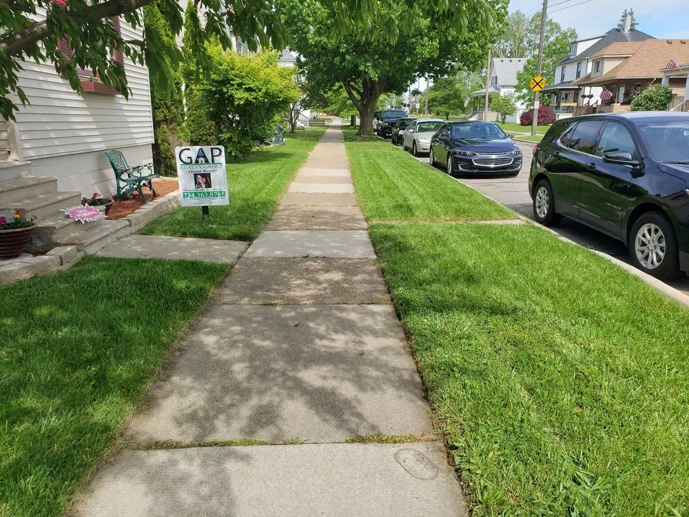 Custom landscaping services in Wyandotte, MI - J & K Lawn Services