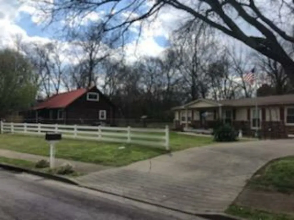 Top-rated residential landscaping experts serving Murfreesboro, TN - J & L Brothers