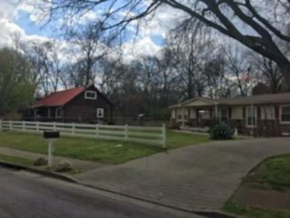 Reliable yard cleanup service in Murfreesboro, TN - J & L Brothers