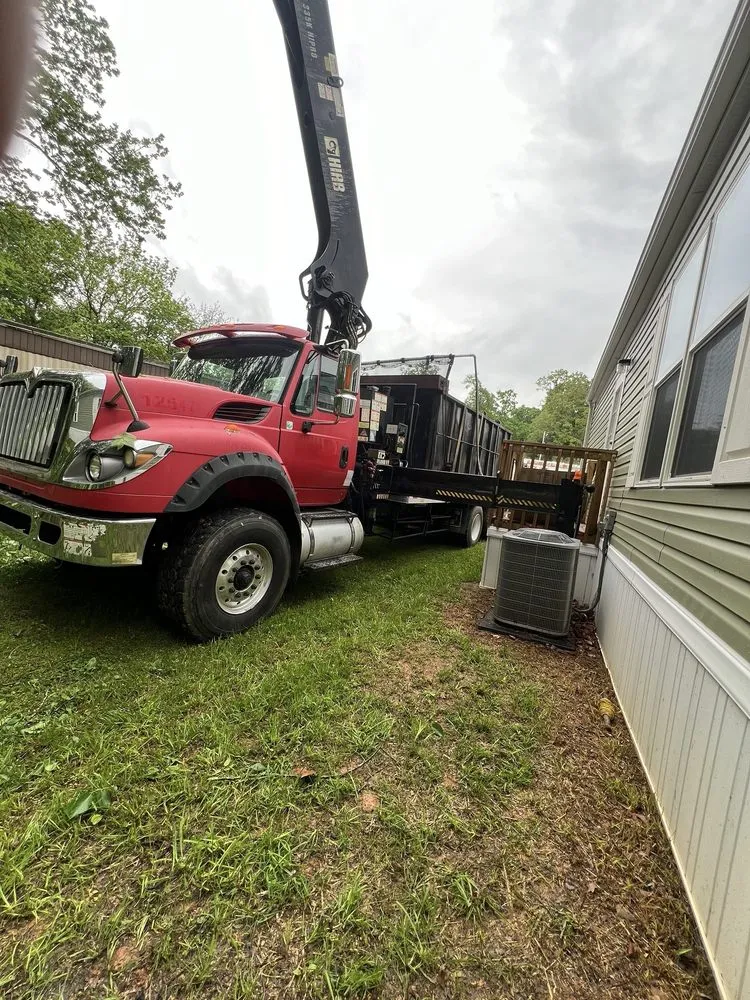 Custom outdoor landscaping for homes in Maryville, TN by J & L Landscape