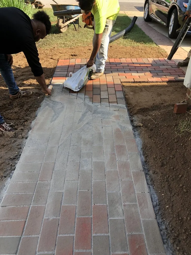 Professional garden landscaping for homes across Raleigh, NC - J & L Landscaping