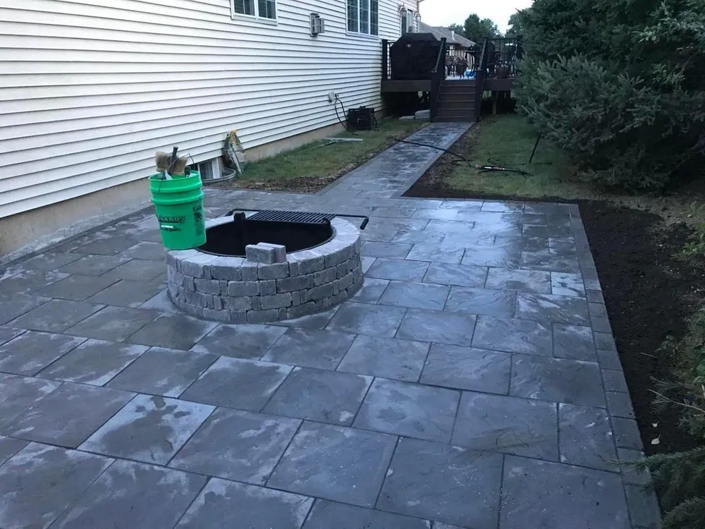 Top-rated yard maintenance experts serving Ogden Dunes, IN - J & L Outdoor Serivces