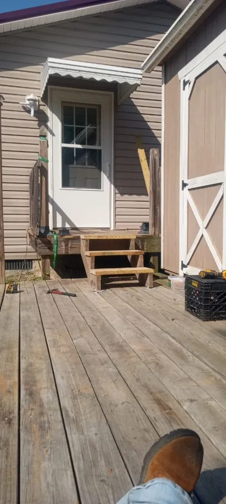 Reliable landscape design experts serving Johnson City, TN - J & M Cleaning Services