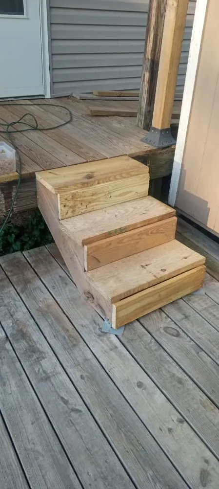 Expert yard cleanup service in Johnson City, TN - J & M Cleaning Services