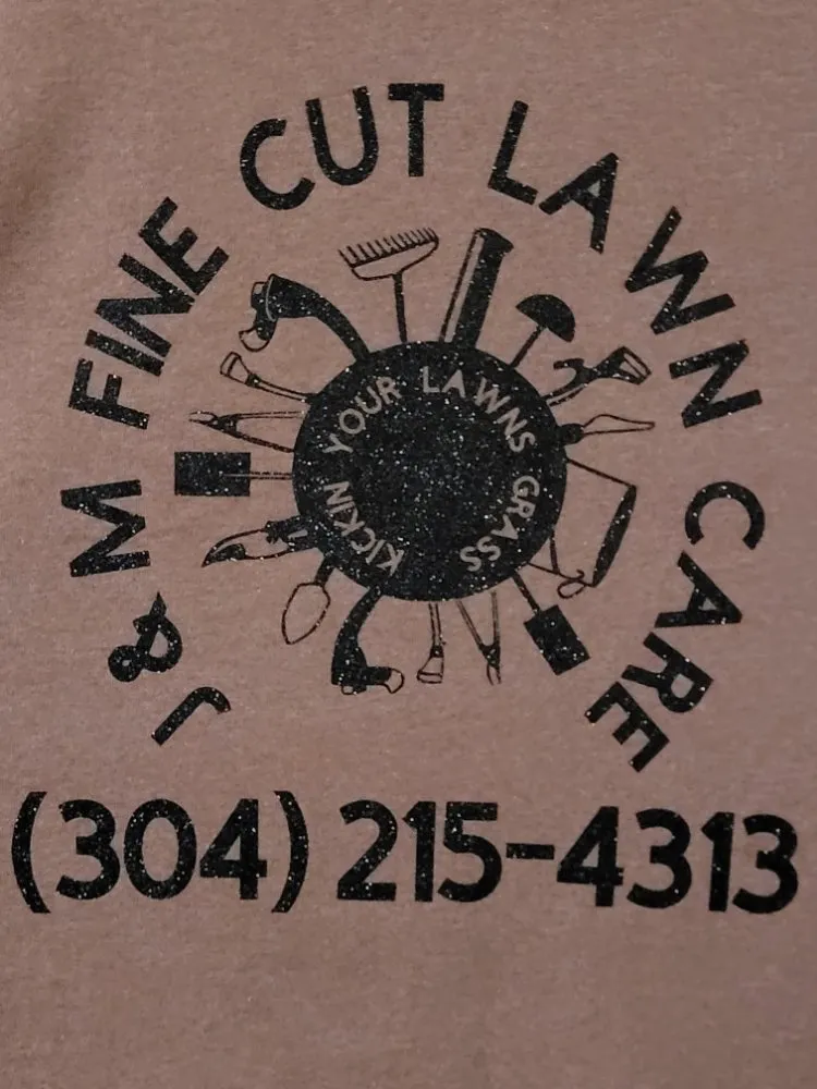 Top-rated outdoor landscaping experts serving Wheeling, WV - J & M Fine Cut Lawn Care
