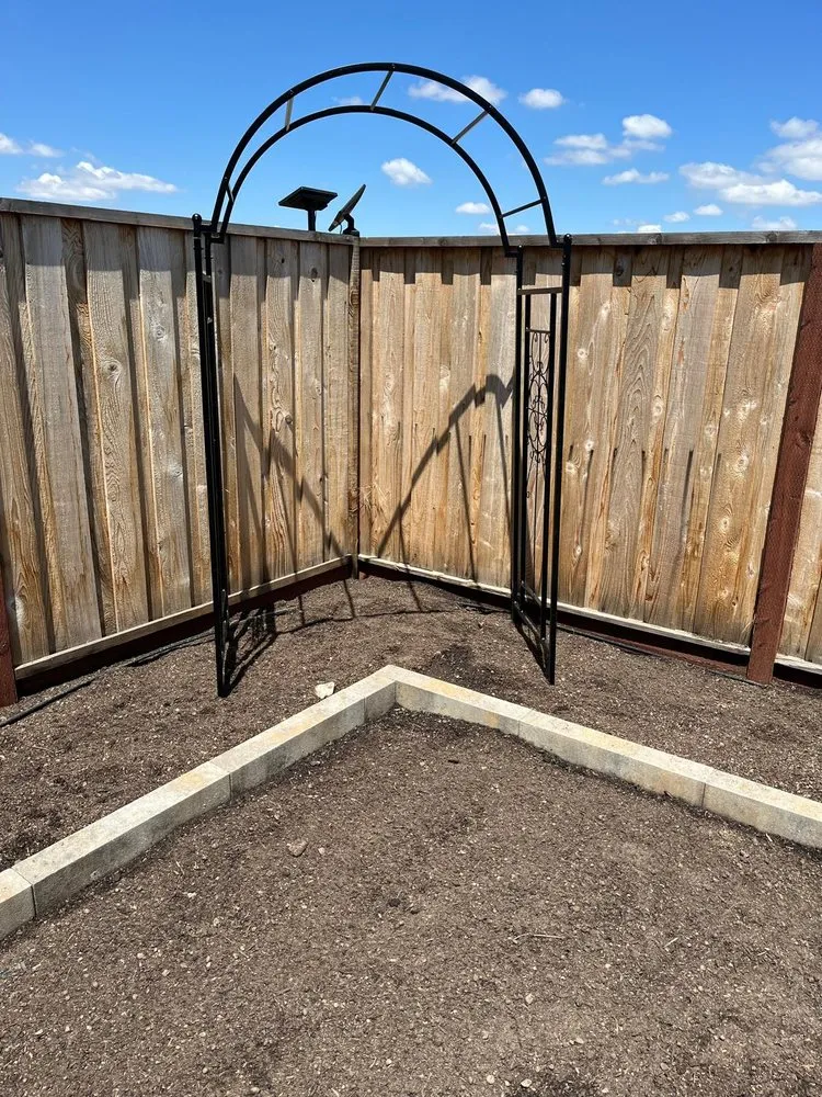 Local residential landscaping for residential properties across Tracy, CA - J & M Greenview