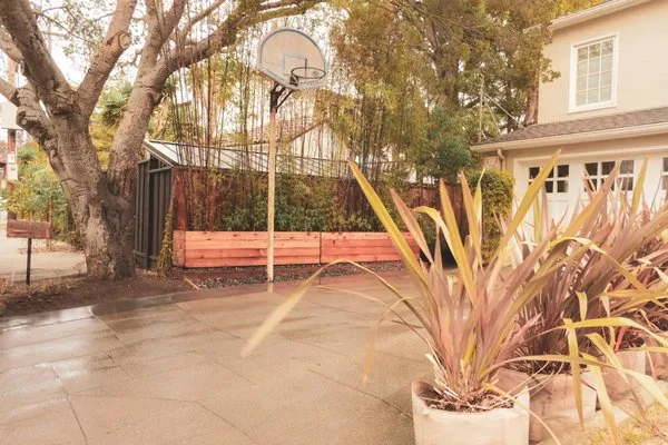 J & M Landscape Logo