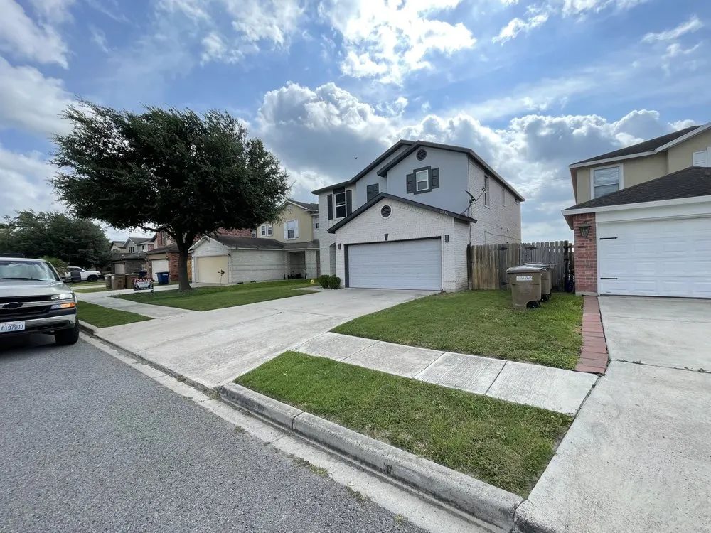 Expert yard cleanup service with custom design across Edinburg, TX - J & M Landscaping