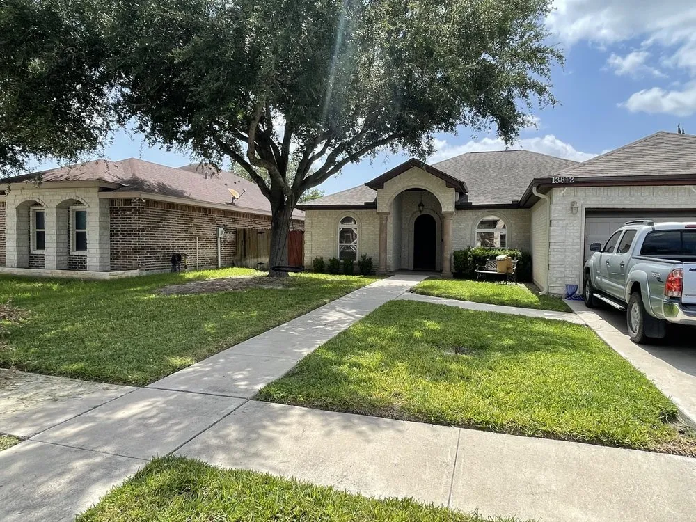 Reliable lawn mowing service in Edinburg, TX - J & M Landscaping