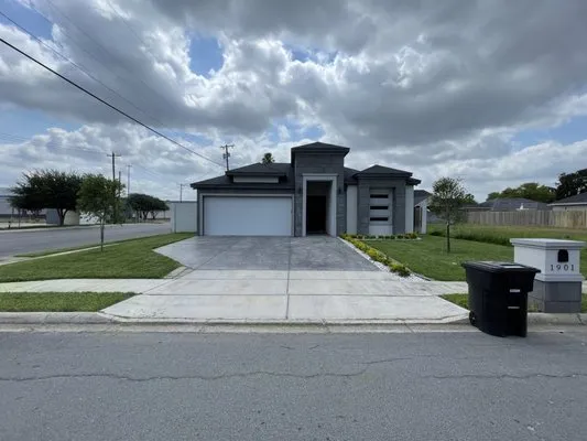 J & M Landscaping Logo