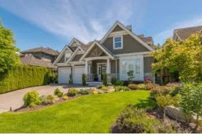 Professional lawn care service in Lancaster, PA by J & M Landscaping