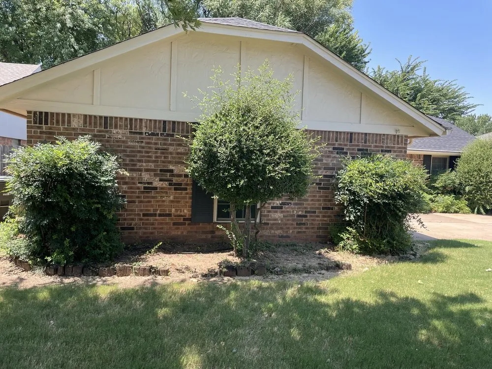 Professional garden landscaping experts serving Oklahoma City, OK - J & M Landscaping