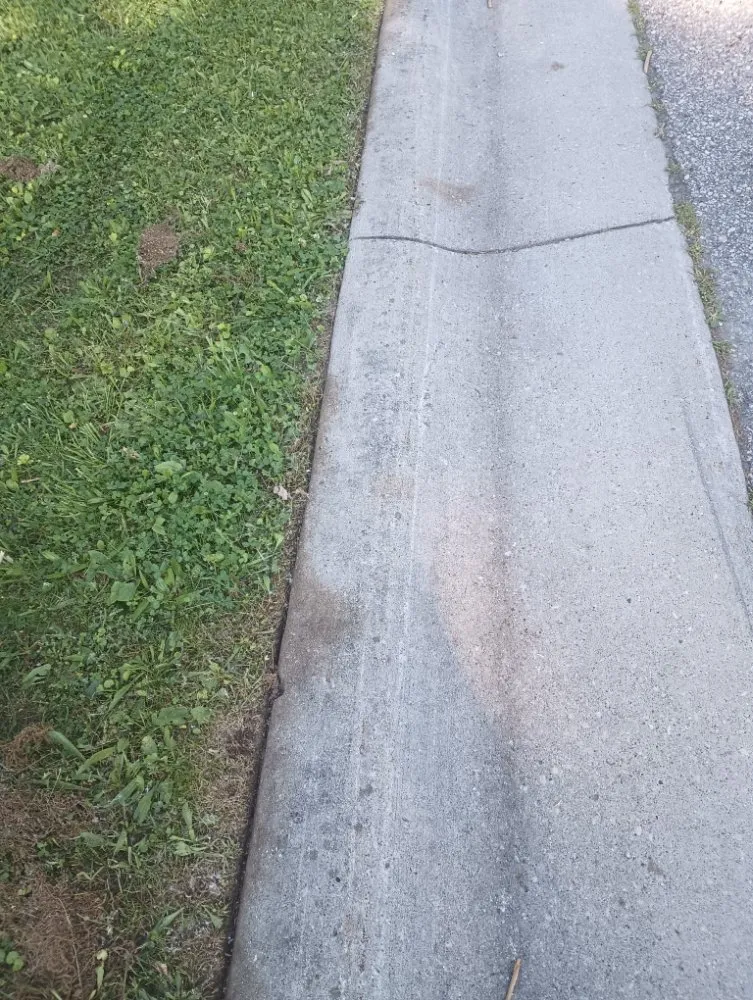 Affordable yard cleanup service for year-round maintenance across Pontiac, MI - J & M Lawn Care and Snow Removal