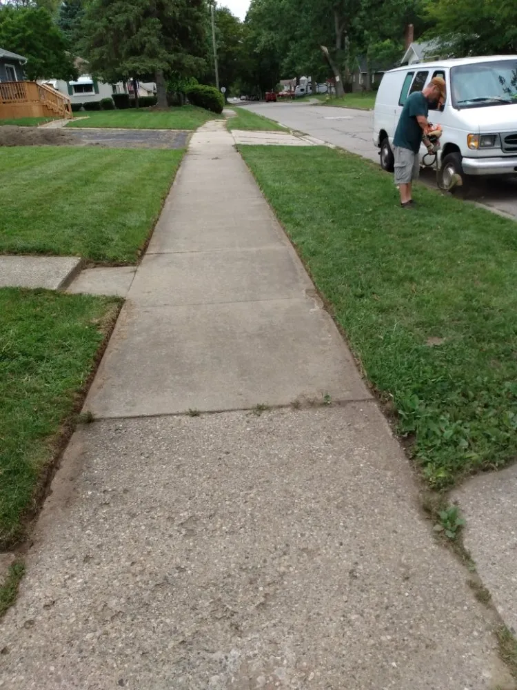 Reliable landscaping services experts serving Pontiac, MI - J & M Lawn Care and Snow Removal