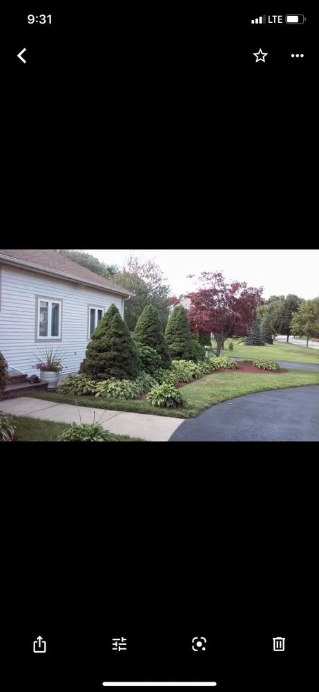 Local outdoor landscaping in Woonsocket, RI - J & M Lawn Care/ Painting