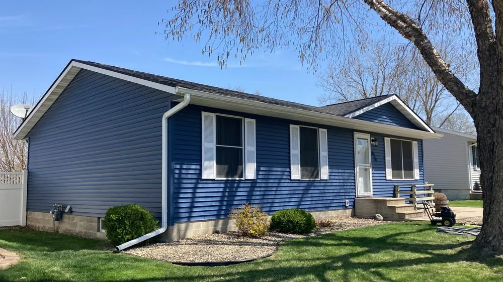 Local landscaping services experts serving Waterloo, IA - J & M Property Maintenance