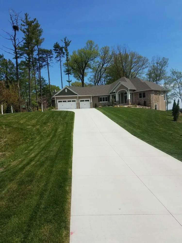 Affordable outdoor landscaping in Glencoe, MN - J & M Property Preservation