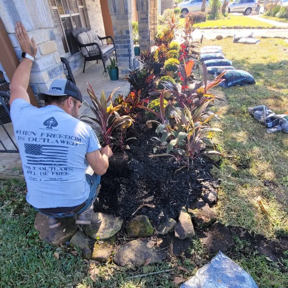 Custom residential landscaping experts serving Alvin, TX - J & N Tree And Lawn