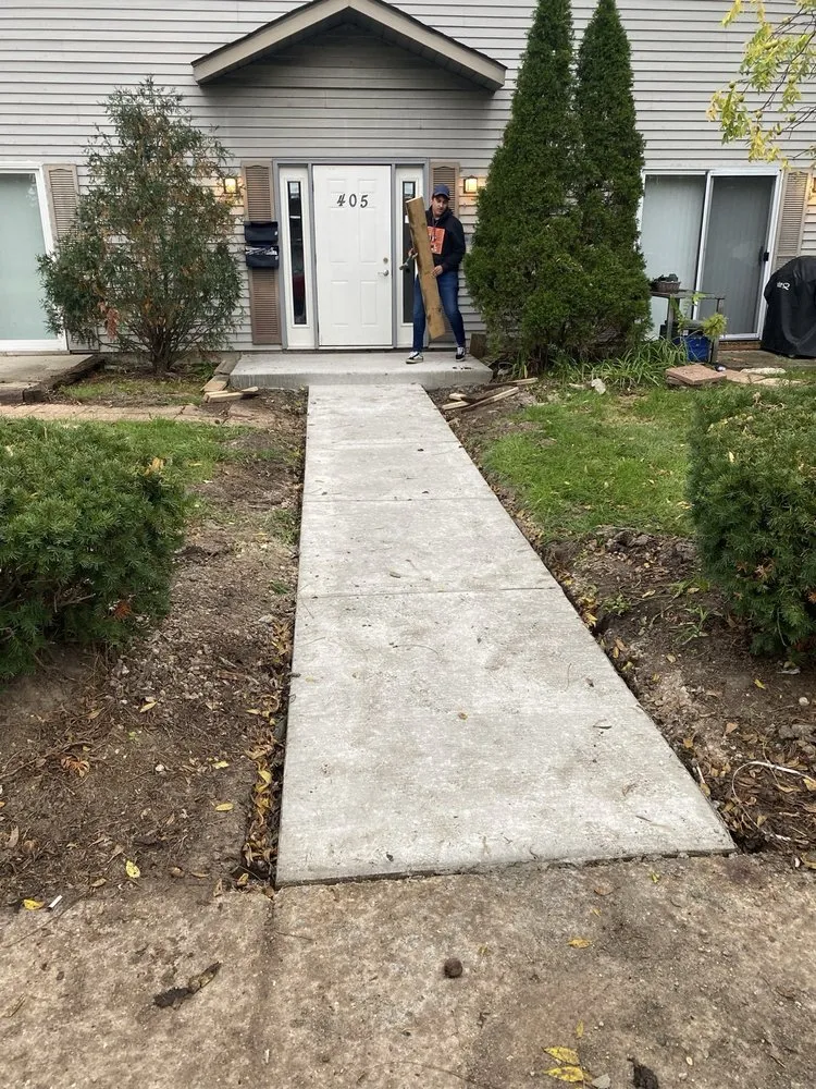 Reliable garden landscaping in Elgin, IL by J & O Contractors