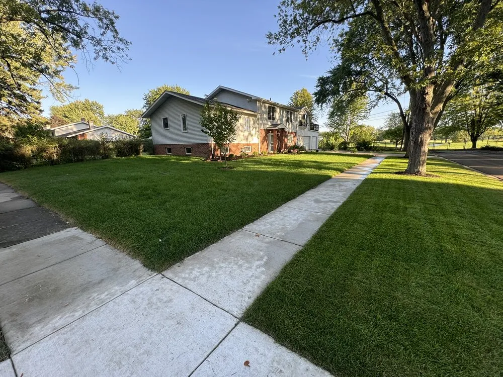 Reliable outdoor landscaping near you in Aurora, IL by J & P Brothers Landscape