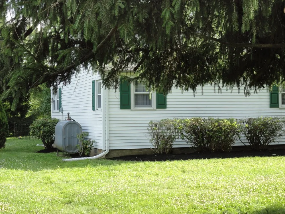 Custom yard maintenance in Horsham, PA by J & R Landscaping