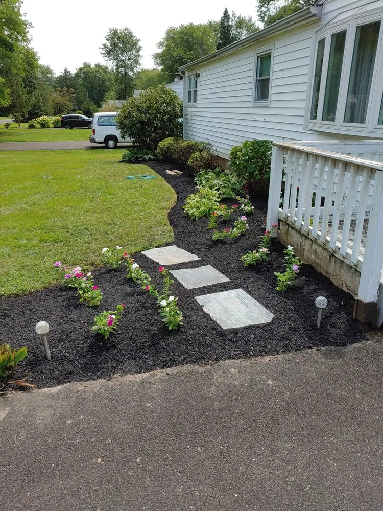 Top-rated garden landscaping for year-round maintenance in Horsham, PA by J & R Landscaping
