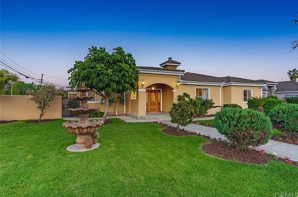 Trusted outdoor landscaping experts serving Duarte, CA - J & R Lawn and Gardening Services