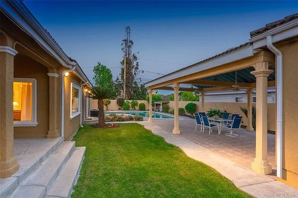 J & R Lawn and Gardening Services