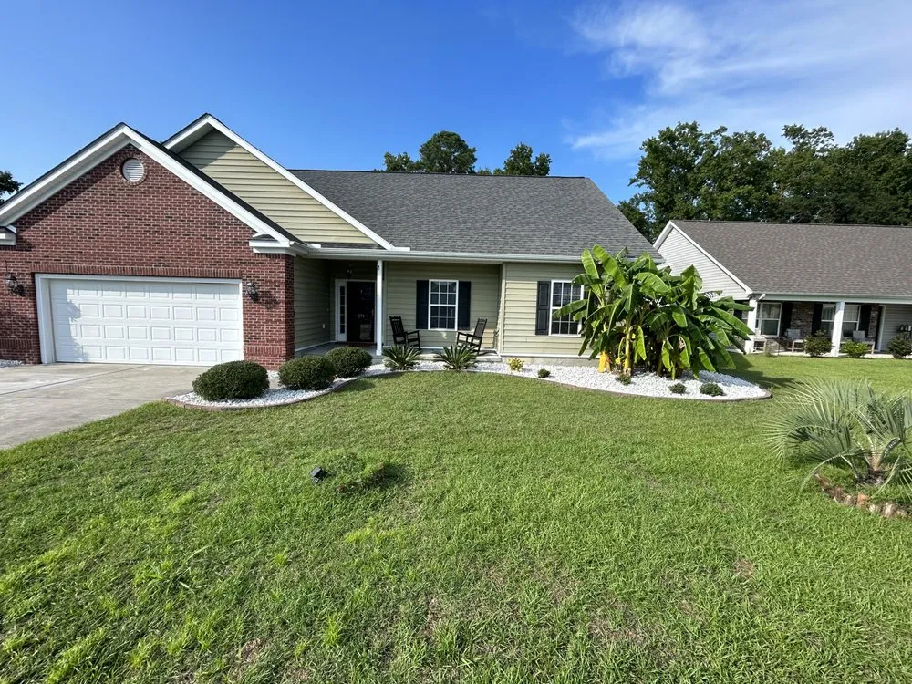 Reliable yard maintenance in Poteet, TX - J & R