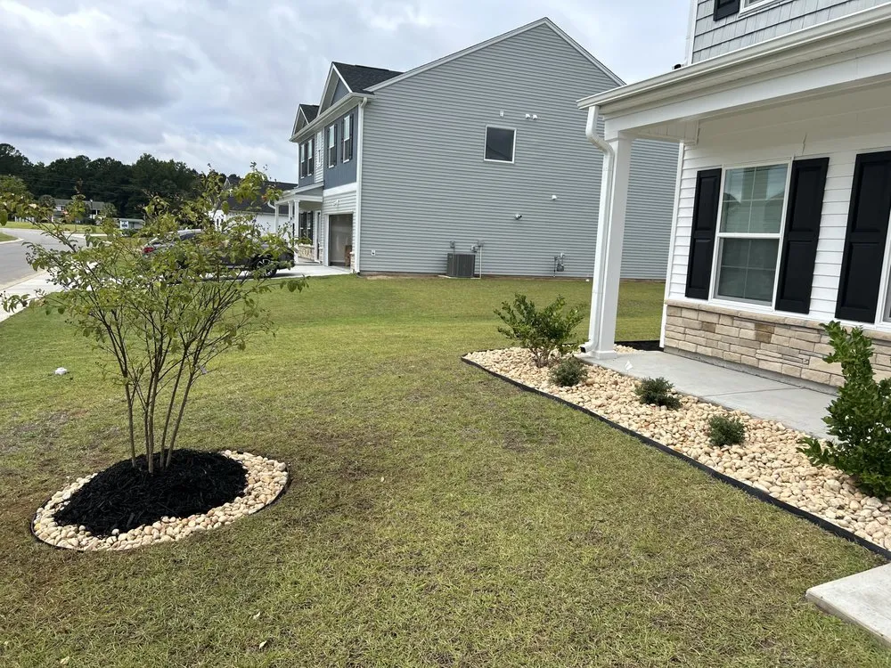 Custom yard cleanup service in Poteet, TX - J & R
